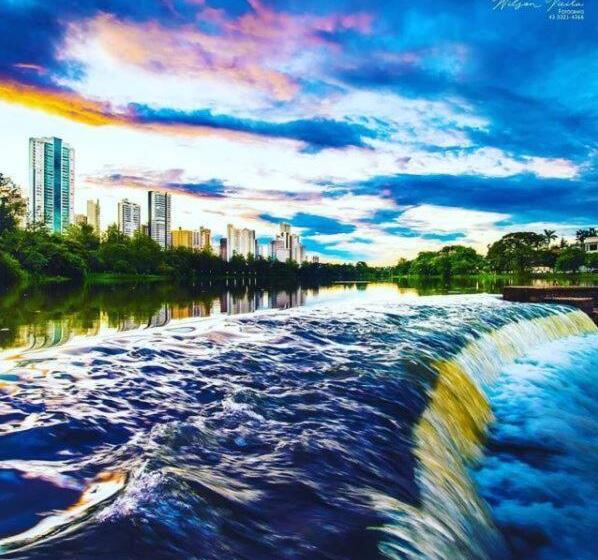 Flat Luxo Premium   Londrina Flat Hotel   43m² #garagemgrátis