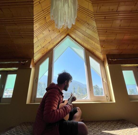 Flüstern  A Boutique Hostel