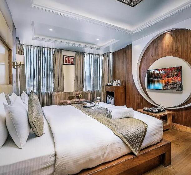 فندق Adlife Luxury