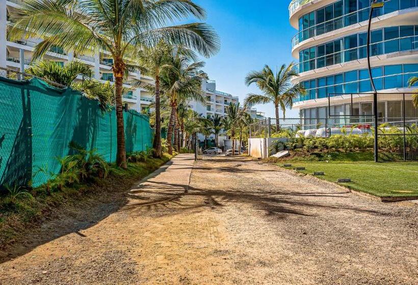 هتل Artist S Retreat @ Marítima Golf 2h