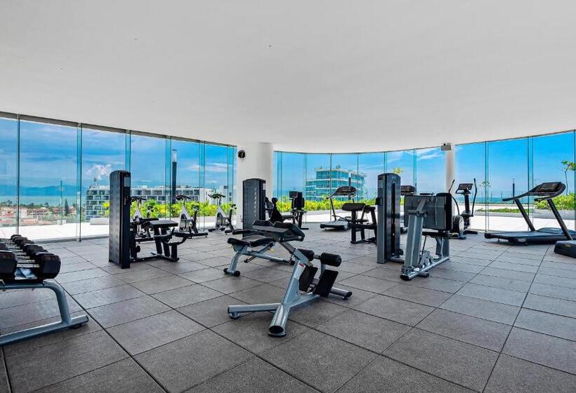 هتل Artist S Retreat @ Marítima Golf 2h