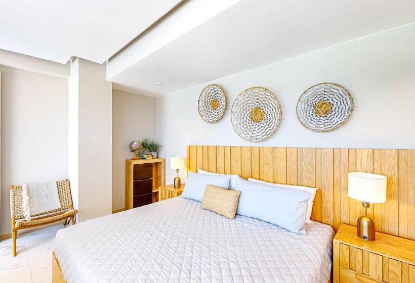 هتل Artist S Retreat @ Marítima Golf 2h