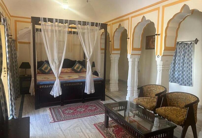 فندق Castle Alsisar