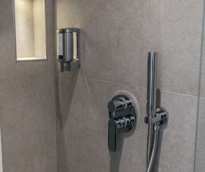 فندق Central Inn