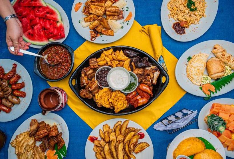 בית מלון כפרי Ekoparque Lunaforest