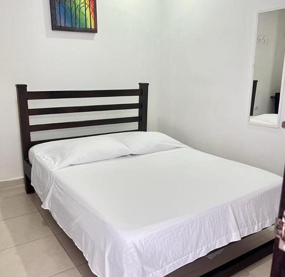 هتل Felix Monteria