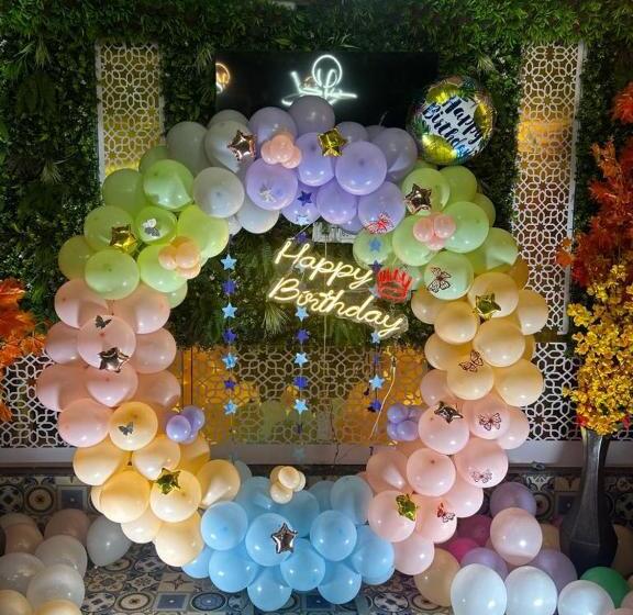 בית מלון כפרי Fullmoon Multi Cuisine Restaurant Cafe&