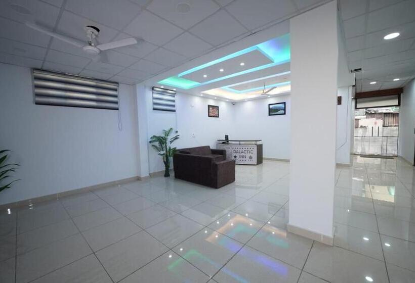 בית מלון כפרי Galactic Inn