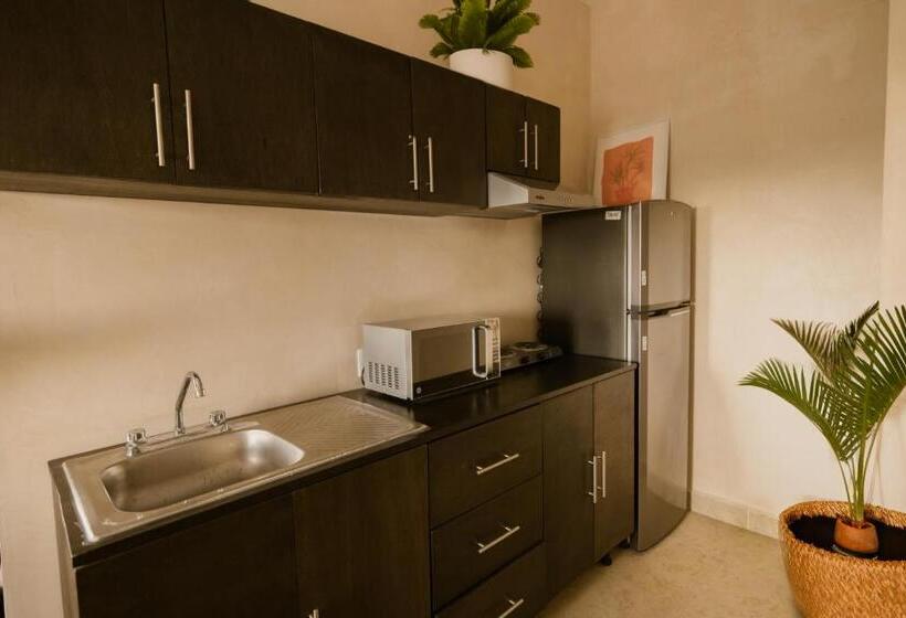 هتل Gardenia Collective