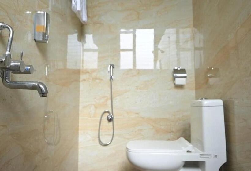 בית מלון כפרי Gupta Marriage Hall And