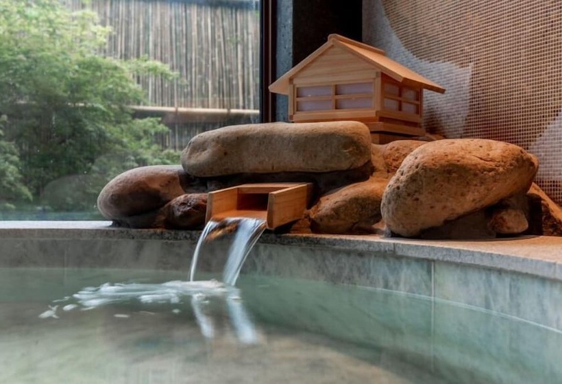 Отель Hyakumangoku Onsen