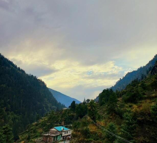 ホテル Kheerganga Heights
