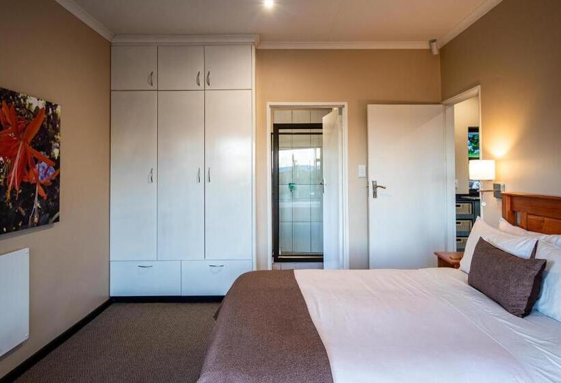 בית מלון כפרי Kuhestan Farm Cottages