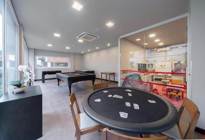 ホテル Laghetto Stilo Borges Gramado Rs