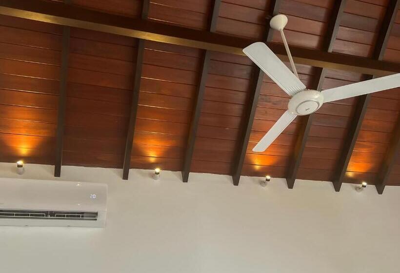 Отель Lum Residence