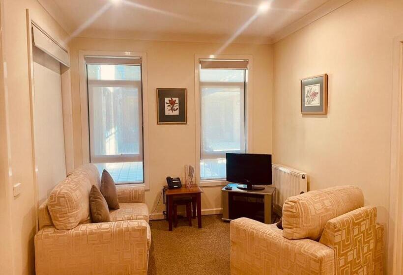 فندق Mary Mackillop Heritage Centre