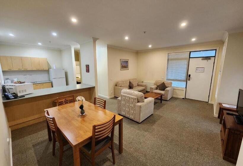 فندق Mary Mackillop Heritage Centre