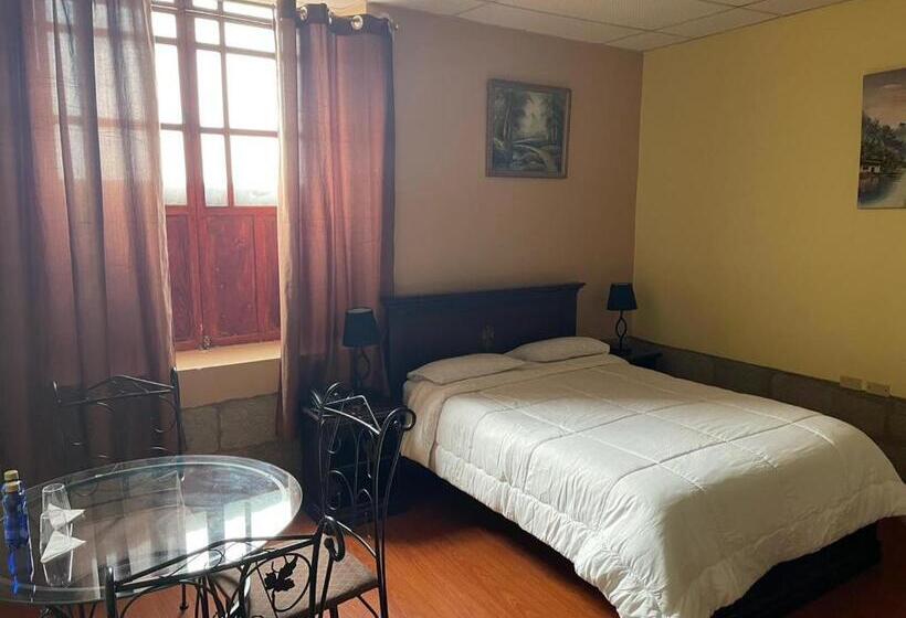 فندق Metropolitano