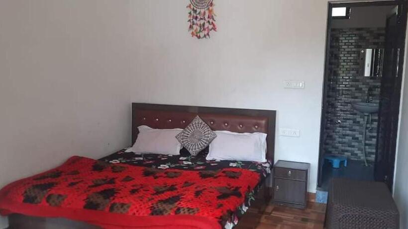 Отель Moon Peak Stay S