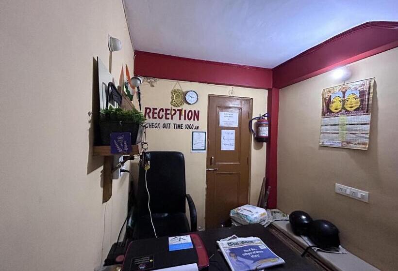 Отель Najma Arshi