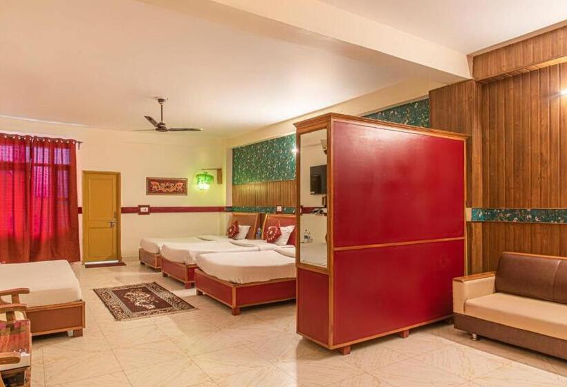 ホテル Nandini By Great Empire