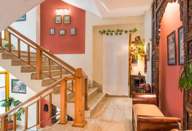 ホテル Nandini By Great Empire