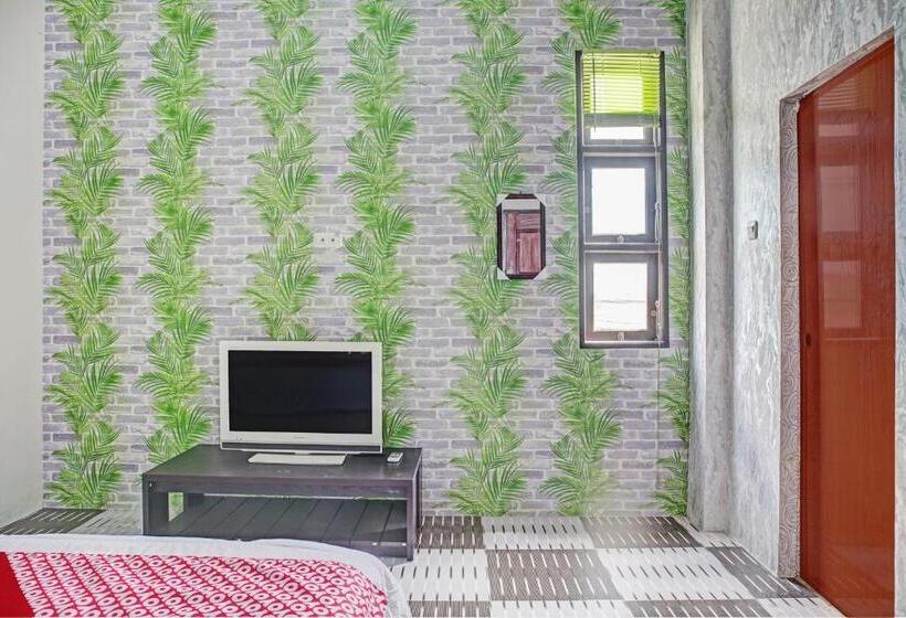 Отель Oyo 93190 Sartika Gh Syariah