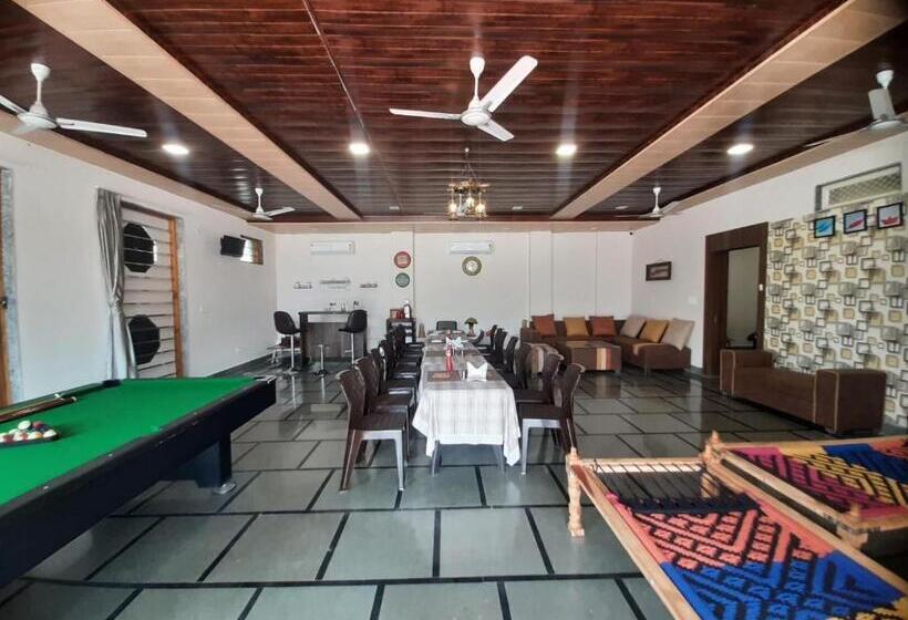 هتل Palm Paradize