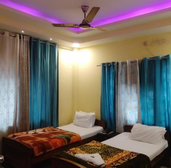 فندق Phoenix Lodge