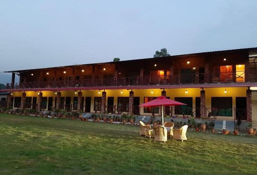 בית מלון כפרי Rio Resort