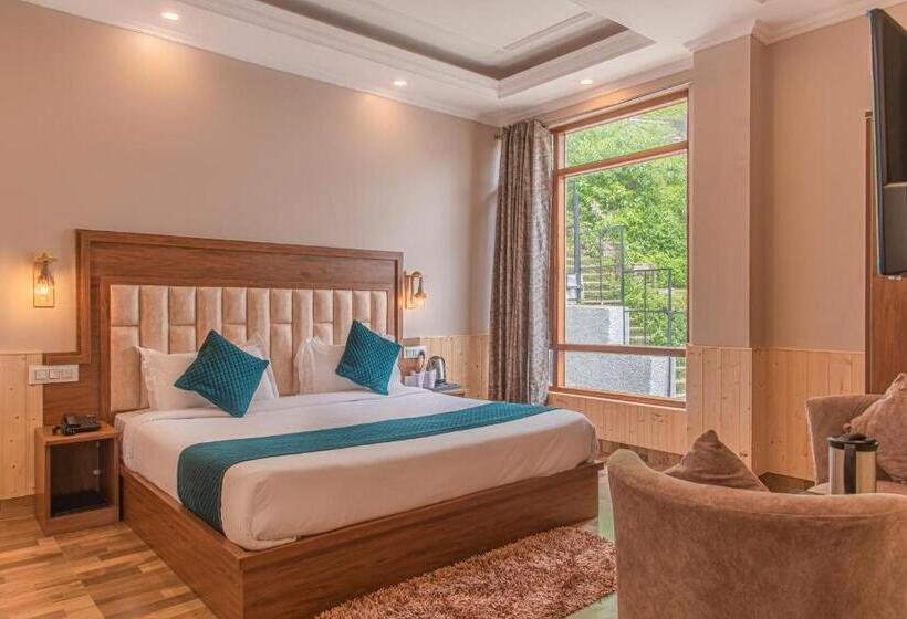 Отель Satyam Grand