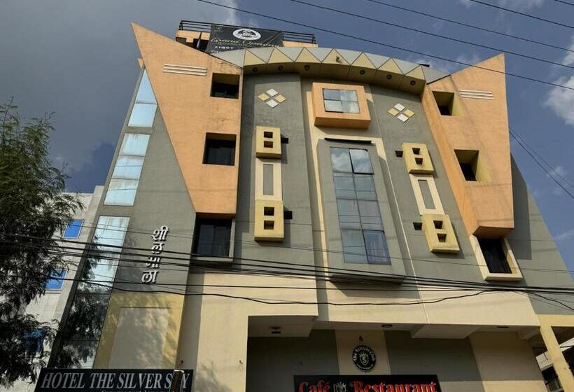 ホテル Silver Sky