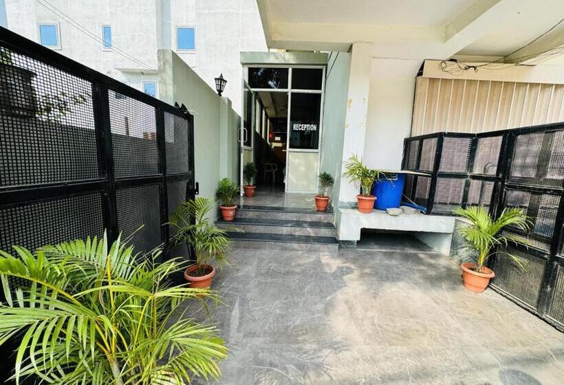 ホテル Silver Sky