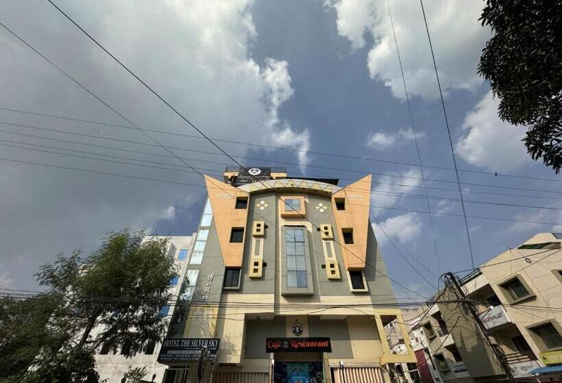 ホテル Silver Sky