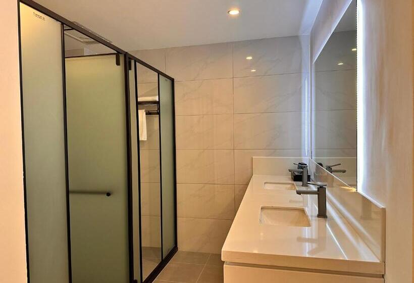 فندق Slowdown Hostel Wulong