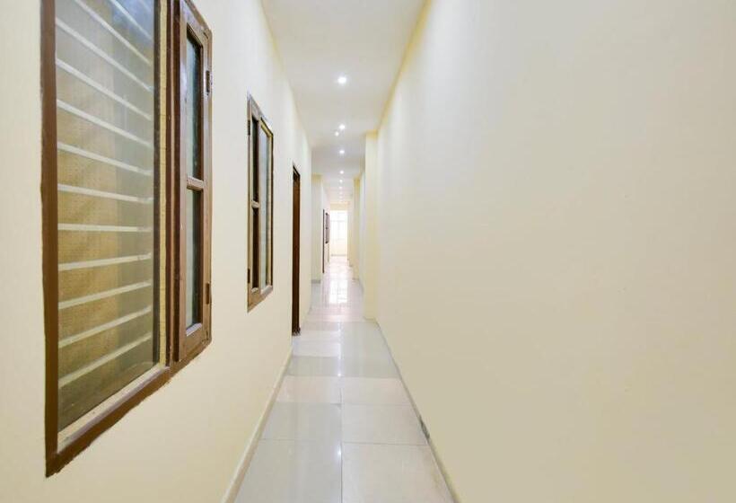 בית מלון כפרי Fabexpress Cash