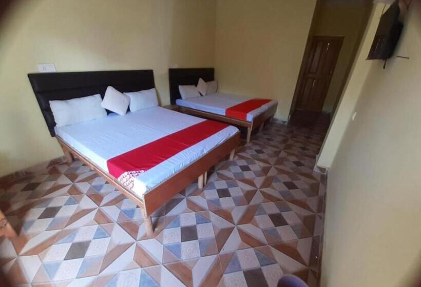 בית מלון כפרי Surya Barkot