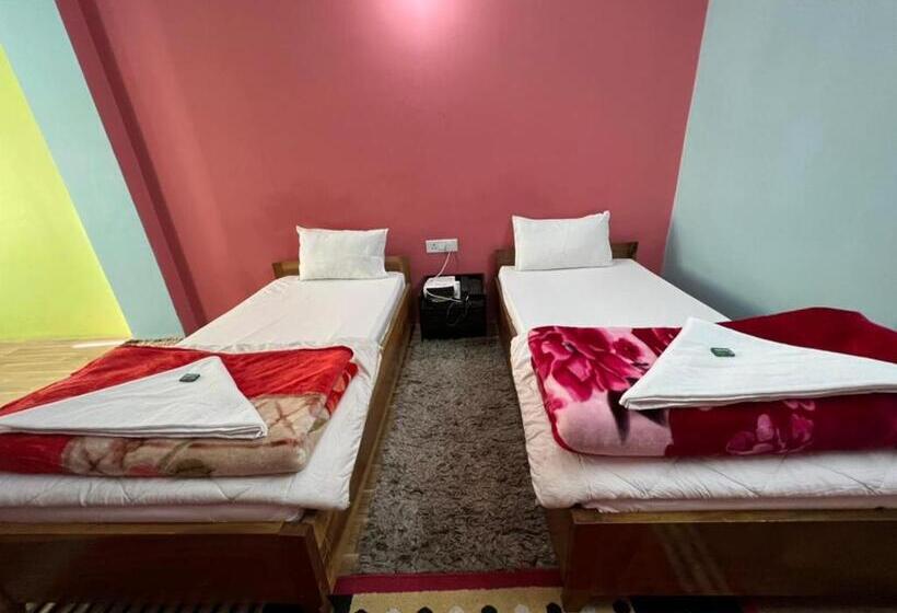 ホテル Tashi Ga Tsel