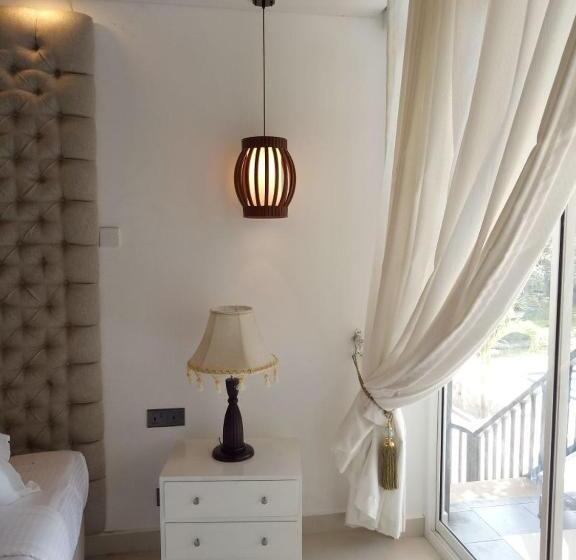 酒店 The Grand Leisure