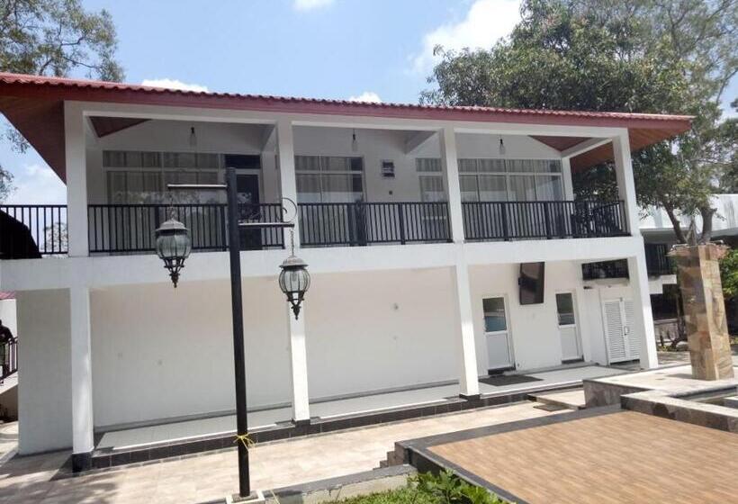 酒店 The Grand Leisure