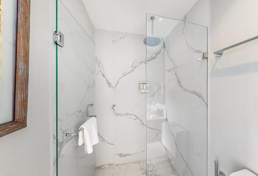 هتل Turquoise Waters @ Maritima Golf 2j