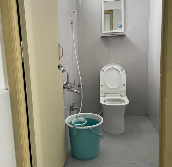 酒店 Vasantham Residenncy And