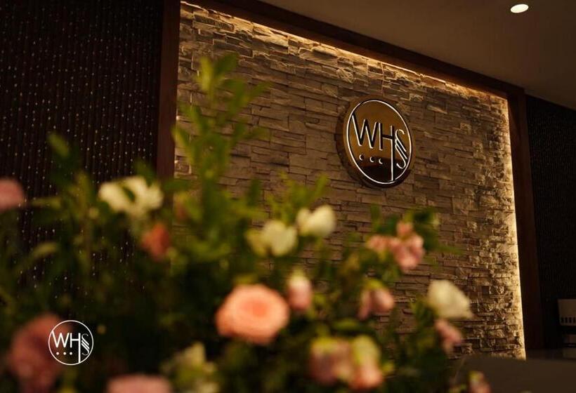 ホテル Wayanad Hill Suite