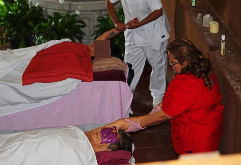 فندق Wellness Center El Secreto