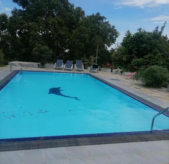 酒店 World S End Base Eco Village