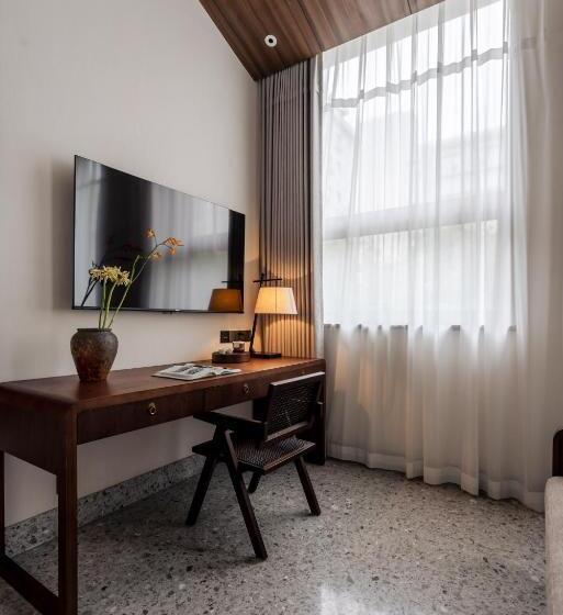 Jingmao Alley Hotel Beijing Wangfujing Dongsi Subway Station Branch