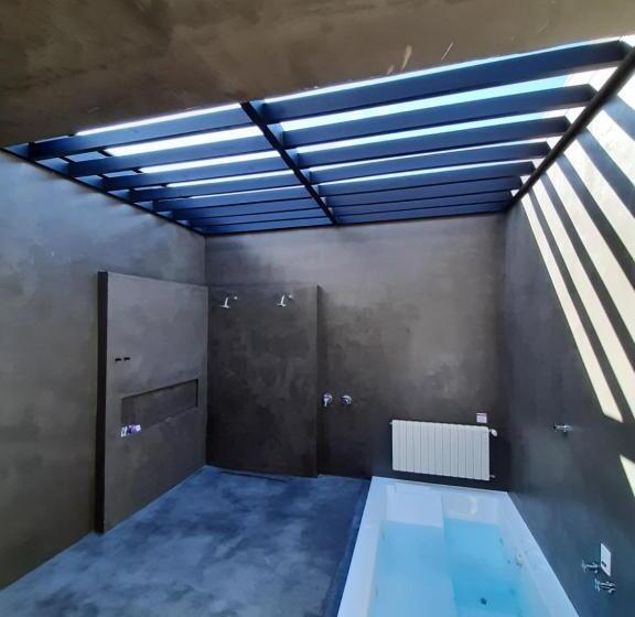 Luv Gardens Motel   Adults Only