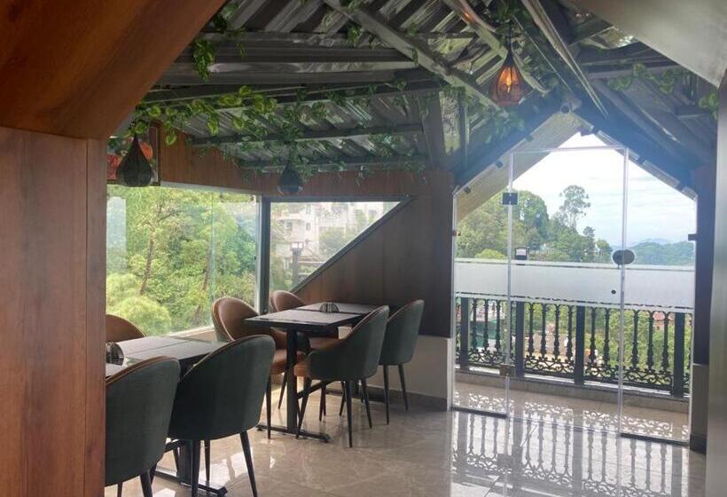 Luxe Resorts   Centrally Heated Air Conditioned Hotel In The Heart Of Kasauli