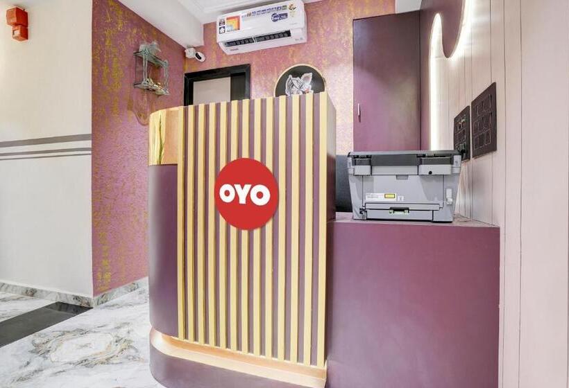 Oyo Flagship Hotel Lavish
