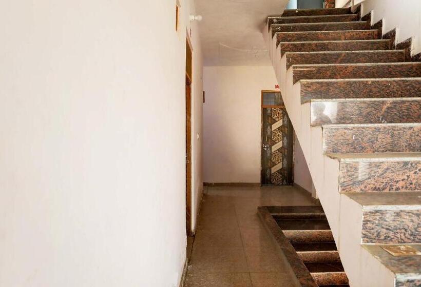 فندق Midtown Guest House